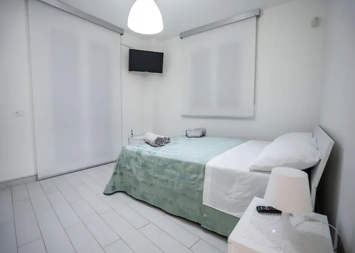 Scirocco House Diamante Semesterbostad *