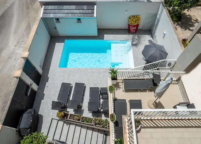 Scirocco House Diamante Semesterbostad